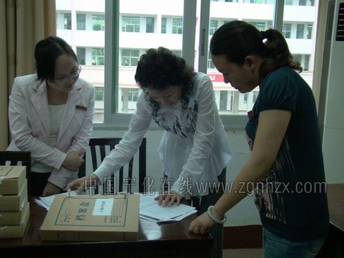 寧化六中順利通過省級示范圖書館評估驗收