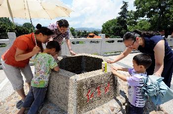 寧化：紅色旅游熱七月