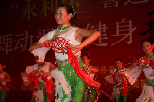 寧化廣場健身舞喜迎建國60周年