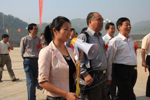 寧化安遠(yuǎn)中學(xué)新校門落成  袁德俊揭牌