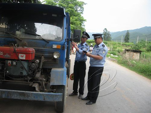 寧化開展拖拉機安全隱患聯合整治