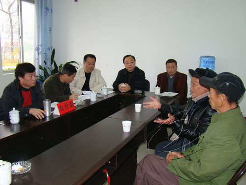 接訪室里蕩春風－市人大常委會赴寧接訪側記