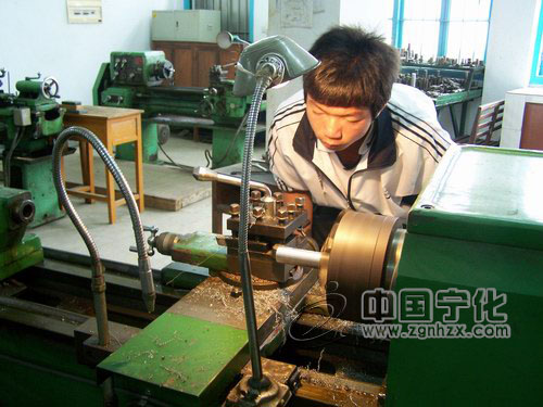 三明工貿(mào)學(xué)校舉辦學(xué)生職業(yè)技能比武