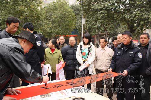 寧化：免費(fèi)贈(zèng)送春聯(lián)　突出森林防火