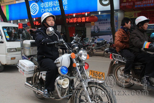 寧化城區“交通保姆”保暢通