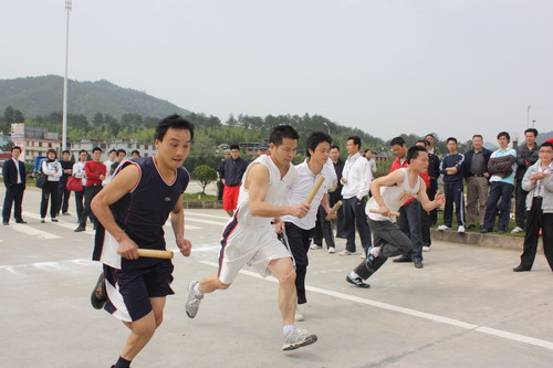 寧化舉辦“移動(dòng)杯”青年火炬接力賽