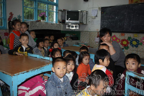 寧化實幼開展防暴演練