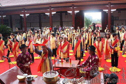 馬來西亞客家文化訪問團到石壁祭祖