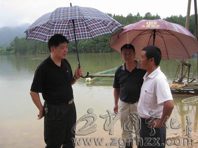 丁玉銘來寧檢查災后畜牧水產工作