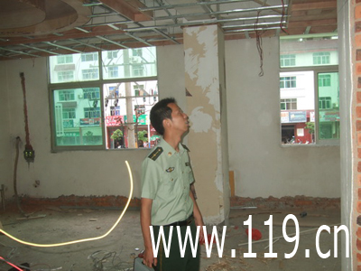 未經(jīng)設(shè)計(jì)審核擅自裝修 寧化一酒店被罰款