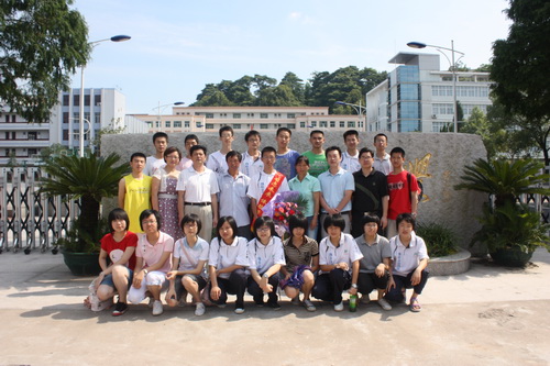 寧化一中學生謝文軍免費游世博