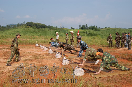 寧化縣森林撲火應急隊開展軍事訓練