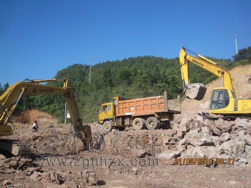 寧化牙梳山移民新村項目完成投資逾八成