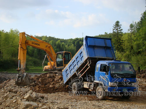 城南鄉(xiāng)無(wú)障礙交地500余畝 保障307線順利開工