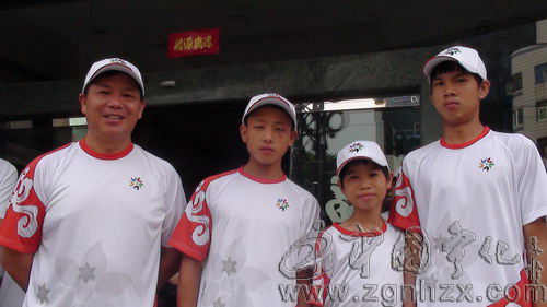 特奧會(huì)火炬在三明傳遞 寧化四選手參與亮棒