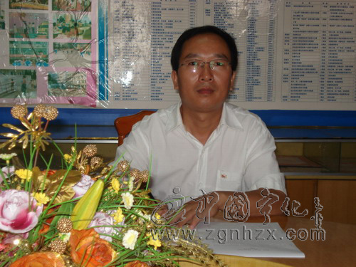 “十佳教師風采”之一：夏盛油