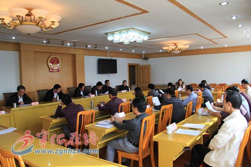 縣十六屆人大常委會十五次會議通過多項免職議案