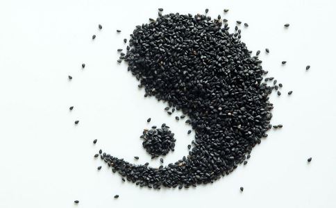 黑芝麻能養(yǎng)生保健 食用要注意4點 吃黑芝麻要注意什么嗎 黑芝麻的好處 黑芝麻有哪些吃法