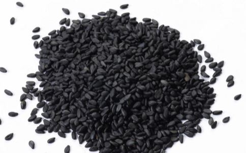 黑芝麻能養(yǎng)生保健 食用要注意4點 吃黑芝麻要注意什么嗎 黑芝麻的好處 黑芝麻有哪些吃法