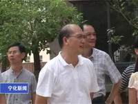 縣委書記肖長根檢查指導社區網格化管理工作