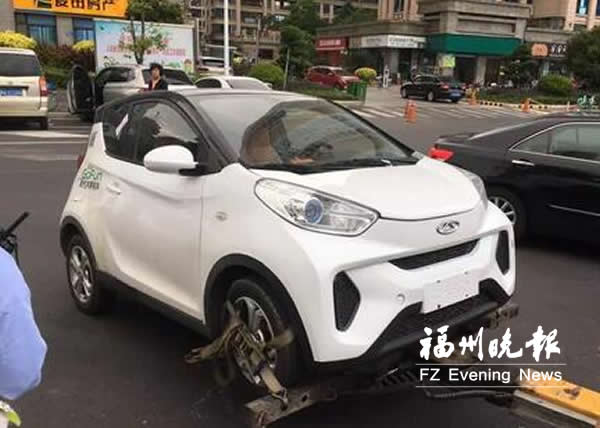 為逃罰單 福州一車主將私家車偽裝成共享汽車