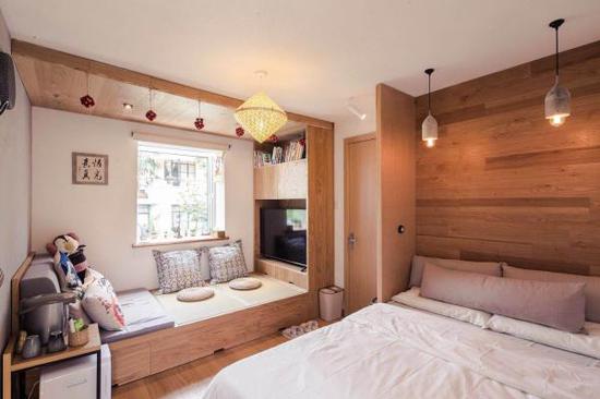 木木在上海靜安寺地區(qū)的一套短租房。