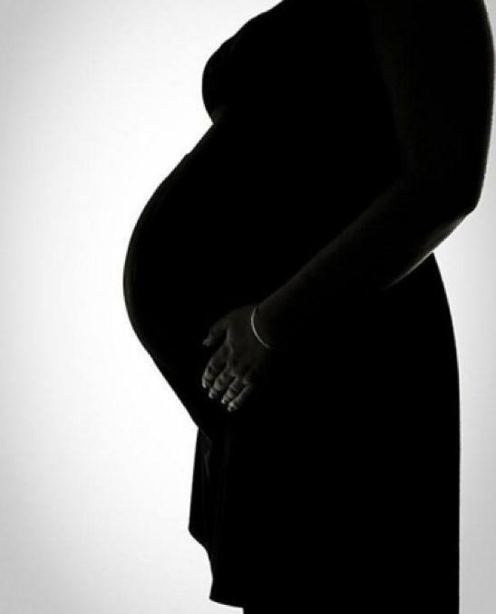 男子揮刀砍懷孕九月妻子:這還不是毒品造成最慘的