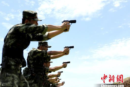 直擊武警福建總隊“魔鬼周”極限訓練