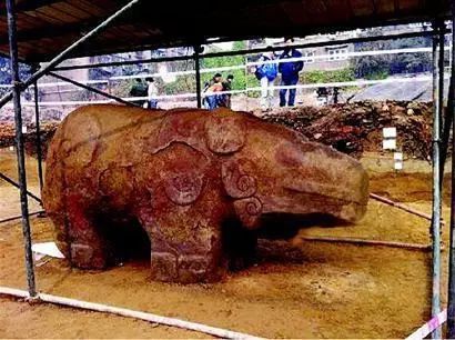 “鎮水神獸”資料圖天府早報