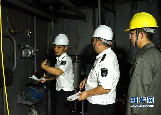 高溫“烤”驗下的石獅造船廠:揮汗如雨忙生產