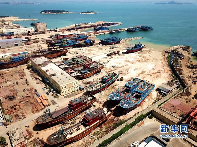 高溫“烤”驗下的石獅造船廠:揮汗如雨忙生產