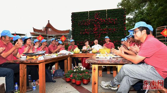 2000多名兩岸農(nóng)民齊聚一堂 載歌載舞共慶豐收