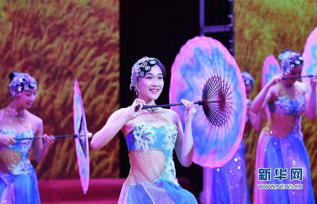 福建舉行“新時(shí)代·新風(fēng)尚”移風(fēng)易俗專題文藝展演