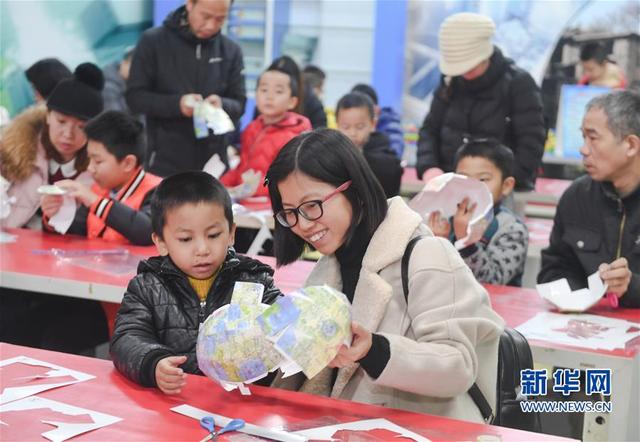 福建：科普慶元旦 共筑探月夢 