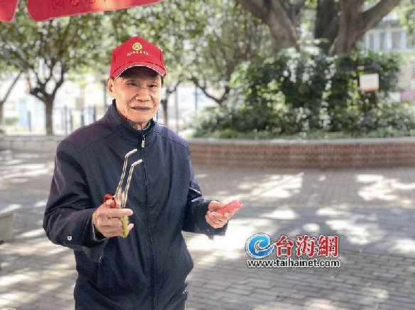 湖里78歲垃圾分類督導員發明“神器” 參與社區管理 