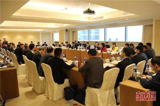 福建省政協(xié)委員熱議科技創(chuàng)新助推企業(yè)發(fā)展