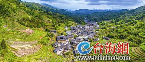 南靖南歐村擁有“九菜一湯”土樓群 獨具特色