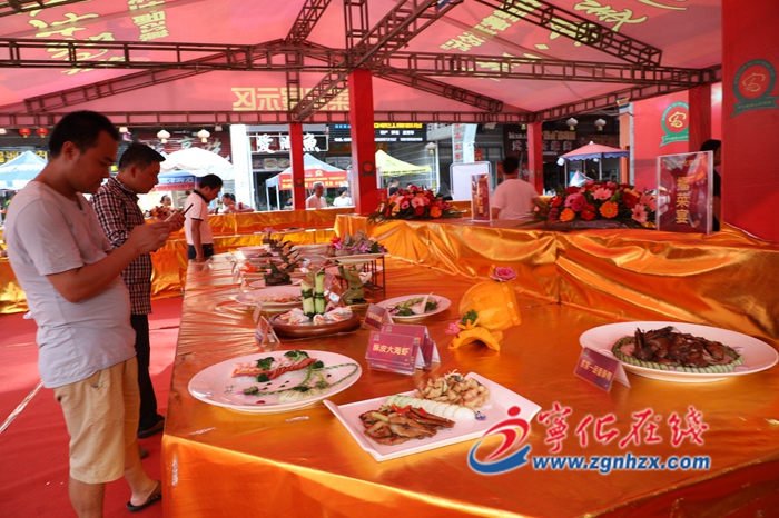 寧化:貧困戶走上小吃脫貧路