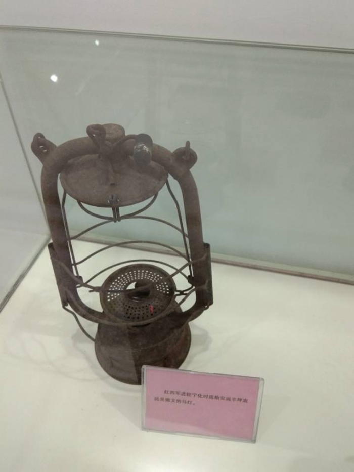 毛委員贈送的馬燈