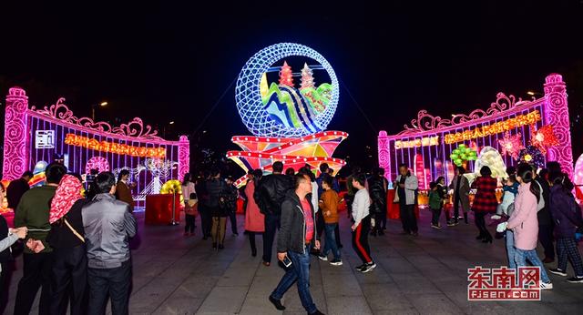 泉州：上元佳節(jié) 家門口賞燈正當時