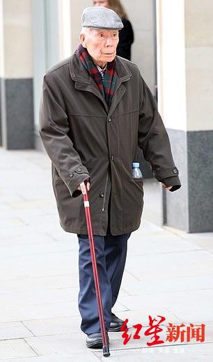 　秦喬治 圖據(jù)《每日郵報(bào)》