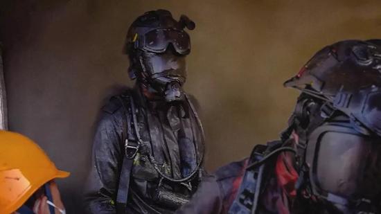 “第一次看照片也沒認出是我