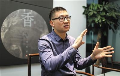 李治中 筆名菠蘿，美國杜克大學癌癥生物學博士，“80后”知名癌癥科普作者，文筆風趣幽默，影響上千萬人。