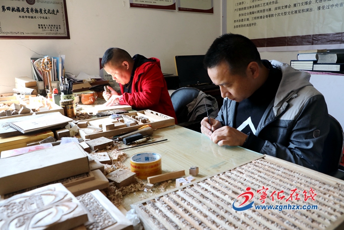 寧化木活字技師趕訂單