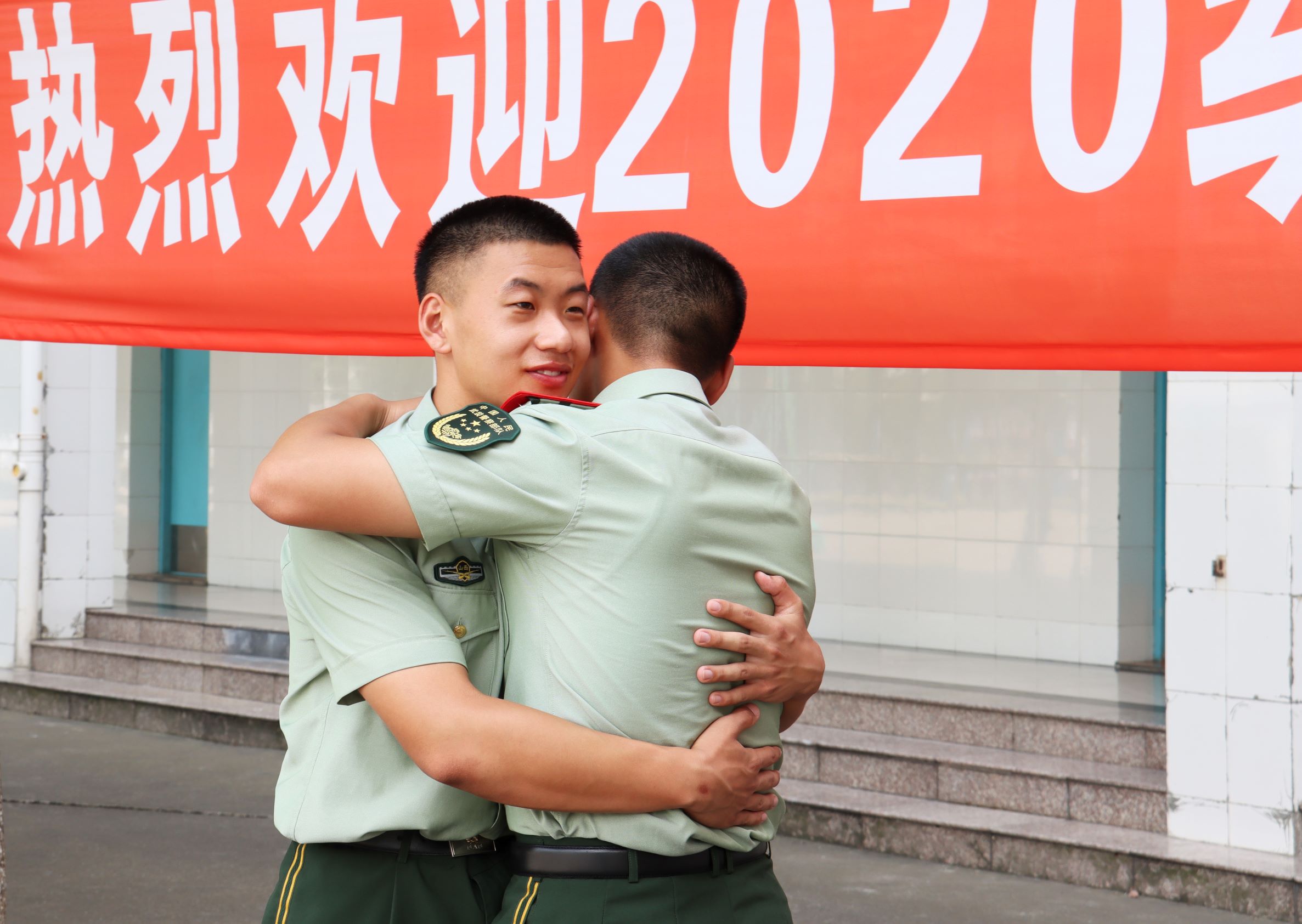 乘風(fēng)破浪的兄弟！看這對雙胞胎如何逐夢軍校