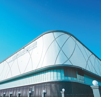 國(guó)家殘疾人冰上運(yùn)動(dòng)比賽訓(xùn)練館完工 無(wú)障礙設(shè)計(jì) 全方位關(guān)愛(ài)