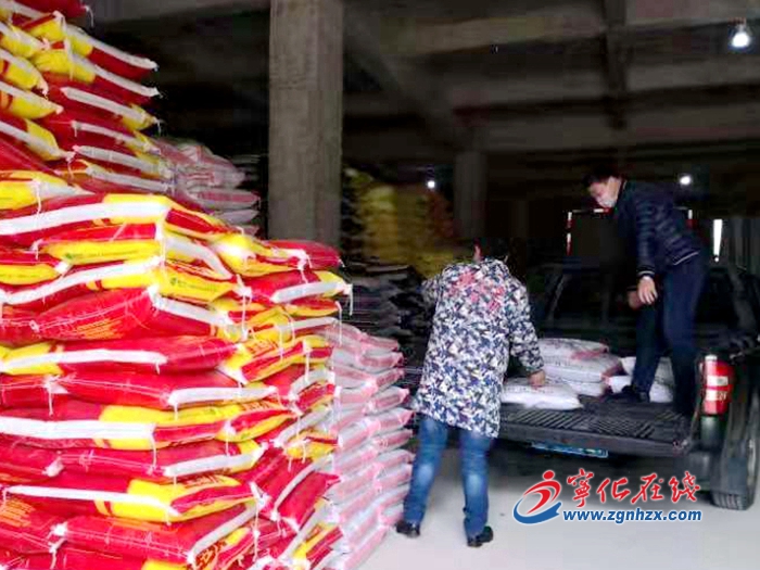 縣農業農村局、縣供銷社做好物資供應保障工作