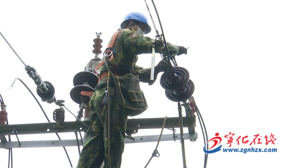 雷雨損毀線路，寧化供電公司快速搶修恢復供電