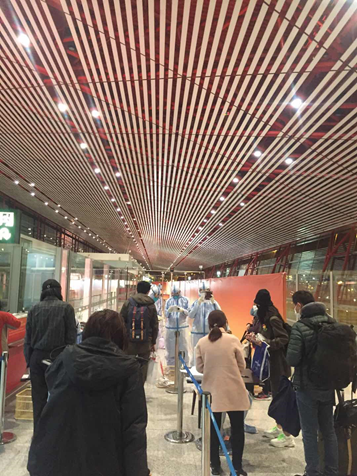 日本演員在北京隔離：去便利店被居委會批評教育