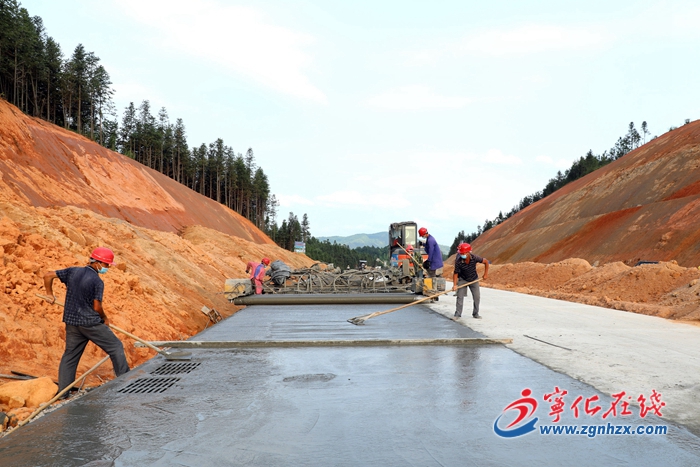 組圖/寧化城關(guān)火車站樞紐連接線建設(shè)有序推進
